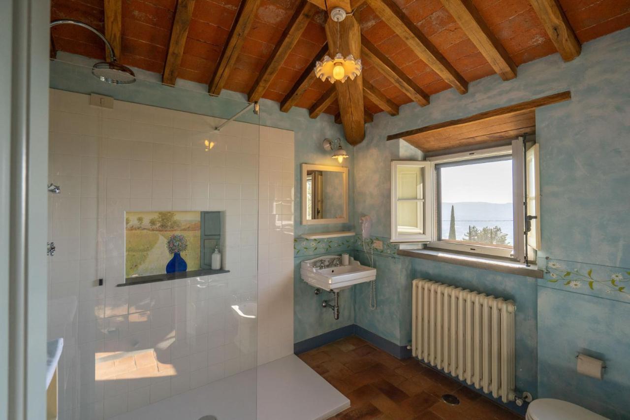 Odina Agriturismo Loro Ciuffenna Kültér fotó