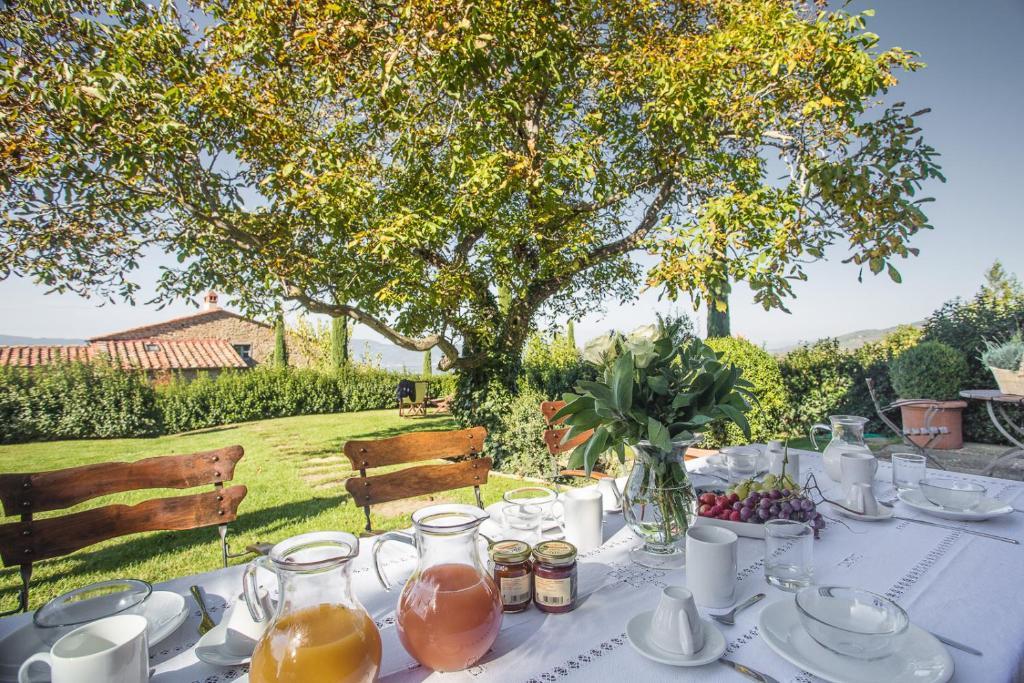 Odina Agriturismo Loro Ciuffenna Kültér fotó